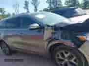 2016 Kia Sorento SXL z VIN 5XYPKDA50GG102557, wystawiony jako IAAI lot #43178938 z przebiegiem 76 209 mil mil oraz . Historia ofert i sprzedaży dostępna na DreamBid. Obrazek 13.