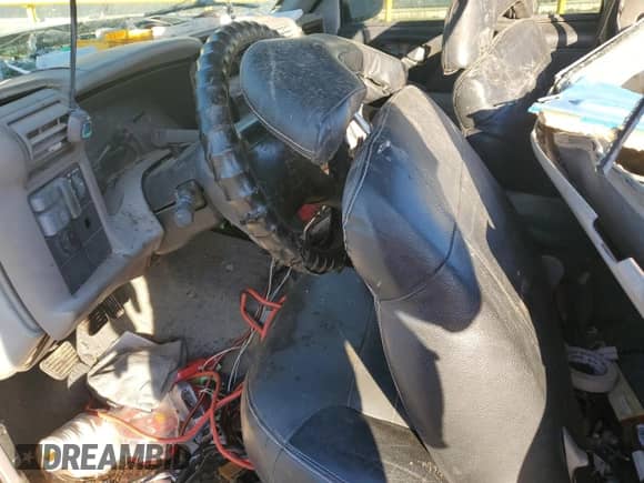 1995 Chevrolet S-10 с VIN 1GCCS14ZXS8133150, выставлен на аукционе Copart как лот 79944904 с пробегом 205 984 миль миль и Списание • Salvage title. История ставок и продаж доступна на DreamBid. Изображение 8.