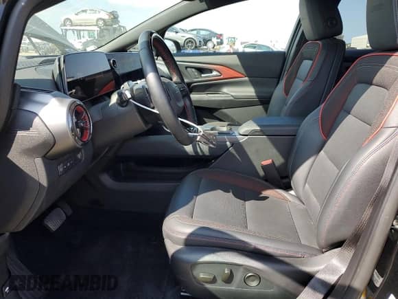 2024 Chevrolet Equinox EV RS z VIN 3GN7DNRP4RS224465, wystawiony jako Copart lot #84793365 z przebiegiem 26 502 mil mil oraz Szkoda całkowita • Salvage title. Historia ofert i sprzedaży dostępna na DreamBid. Obrazek 7.