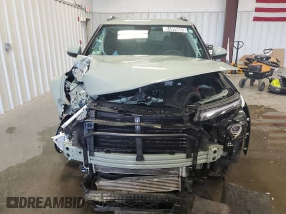 2025 Chevrolet TrailBlazer LT с VIN KL79MRSL0SB088379, выставлен на аукционе Copart как лот 84999605 с пробегом 18 870 миль миль и Списание • Salvage title. История ставок и продаж доступна на DreamBid. Изображение 5.