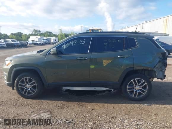2017 Jeep Compass Latitude с VIN 3C4NJDBB0HT672132, выставлен на аукционе IAAI как лот 43142115 с пробегом 102 808 миль миль и . История ставок и продаж доступна на DreamBid. Изображение 15.
