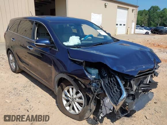 2020 Kia Sorento LX with VIN 5XYPG4A33LG679612, listed as a IAAI auction lot 42606619 with 104,688 mi miles and . Bid and sale history available at DreamBid. Image 1.