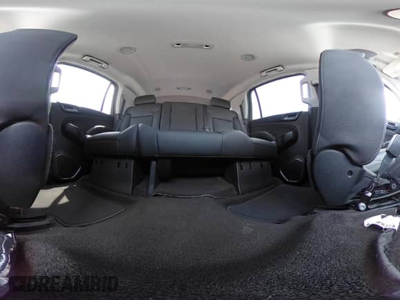 2018 Chevrolet Tahoe Commercial с VIN 1GNSKDEC1JR242328, выставлен на аукционе IAAI как лот 42507390 с пробегом 129 361 миль миль и . История ставок и продаж доступна на DreamBid. Изображение 19.