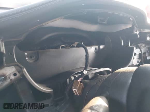 2022 Dodge Challenger R/T Scat Pack Widebody z VIN 2C3CDZFJ6NH156377, wystawiony jako IAAI lot #43003945 z przebiegiem 9 mil mil oraz . Historia ofert i sprzedaży dostępna na DreamBid. Obrazek 14.