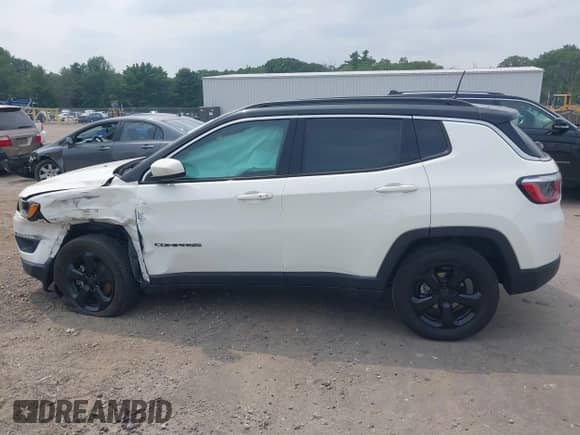 2019 Jeep Compass Latitude z VIN 3C4NJDBB5KT656449, wystawiony jako IAAI lot #42904599 z przebiegiem 82 817 mil mil oraz . Historia ofert i sprzedaży dostępna na DreamBid. Obrazek 14.
