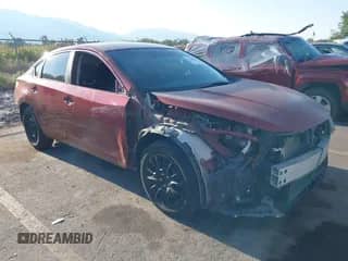 2016 Nissan Altima S z VIN 1N4AL3AP0GN307633, wystawiony jako IAAI lot #43120349 z przebiegiem 144 398 mil mil oraz . Historia ofert i sprzedaży dostępna na DreamBid. Obrazek 1.