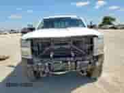 2016 Chevrolet Silverado 2500HD High Country z VIN 1GC1KXE86GF186785, wystawiony jako Copart lot #81731675 z przebiegiem 261 983 mil mil oraz Szkoda całkowita • Salvage title. Historia ofert i sprzedaży dostępna na DreamBid. Obrazek 5.