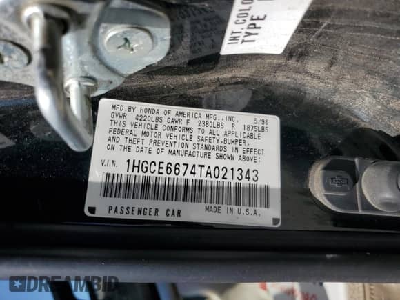 1996 Honda Accord EX z VIN 1HGCE6674TA021343, wystawiony jako Copart lot #66773205 z przebiegiem 191 837 mil mil oraz Szkoda całkowita • Salvage title. Historia ofert i sprzedaży dostępna na DreamBid. Obrazek 12.