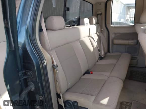 2004 Ford F-150 XL with VIN 1FTVX14524NA45785, listed as a IAAI auction lot 43522419 with 111,755 mi miles and . Bid and sale history available at DreamBid. Image 8.