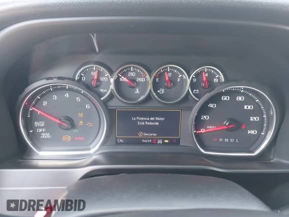 2019 Chevrolet Silverado 1500 RST z VIN 1GCUYEED4KZ144359, wystawiony jako IAAI lot #43030231 z przebiegiem 94 259 mil mil oraz . Historia ofert i sprzedaży dostępna na DreamBid. Obrazek 7.