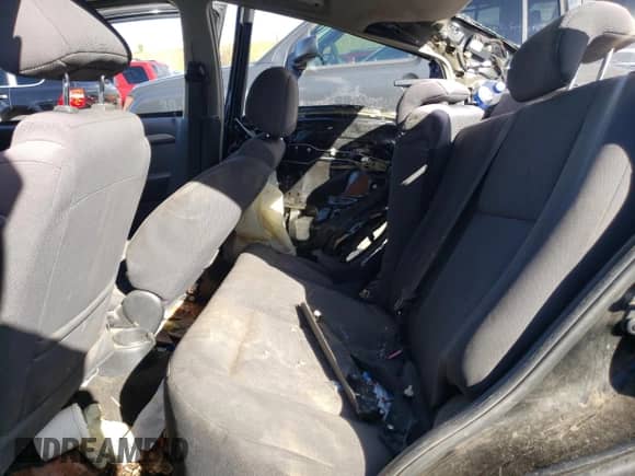 2008 Chevrolet Aveo LS z VIN KL1TD56628B235176, wystawiony jako Copart lot #80442984 z przebiegiem Nie podano mil oraz Nie do naprawy • Non repairable. Historia ofert i sprzedaży dostępna na DreamBid. Obrazek 10.