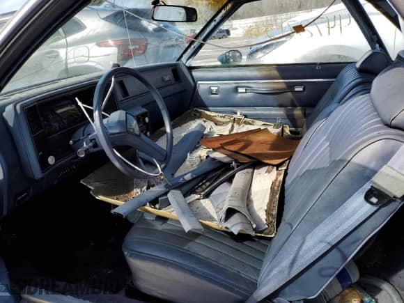 1984 Chevrolet El Camino с VIN 1GCCW80H6ER149449, выставлен на аукционе Copart как лот 44787125 с пробегом 80 825 миль миль и Чистый • Clean title. История ставок и продаж доступна на DreamBid. Изображение 7.