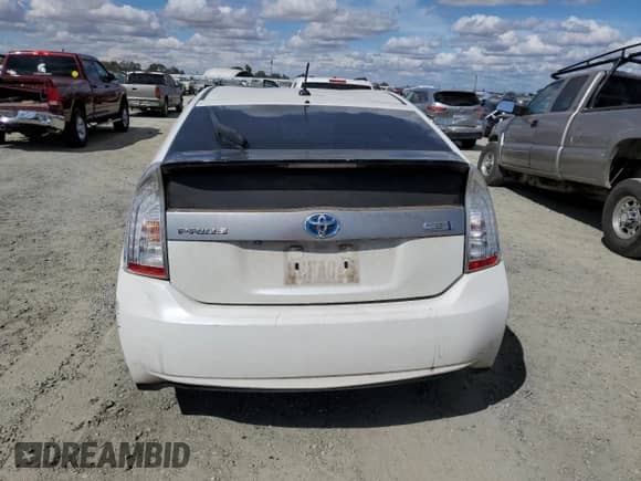 2015 Toyota Prius Advanced z VIN JTDKN3DP4F3074824, wystawiony jako Copart lot #72079235 z przebiegiem Nie podano mil oraz Szkoda całkowita • Salvage title. Historia ofert i sprzedaży dostępna na DreamBid. Obrazek 6.
