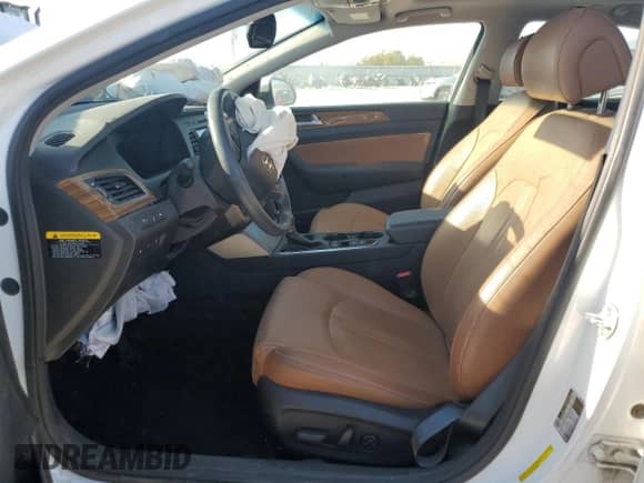 2015 Hyundai Sonata Limited с VIN 5NPE34AF8FH038000, выставлен на аукционе Copart как лот 68175015 с пробегом Не указан миль и Списание • Salvage title. История ставок и продаж доступна на DreamBid. Изображение 7.