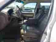 2002 Ford Explorer Eddie Bauer с VIN 1FMZU74W52UA69809, выставлен на аукционе Copart как лот 67541725 с пробегом 249 984 миль миль и Списание • Salvage title. История ставок и продаж доступна на DreamBid. Изображение 7.