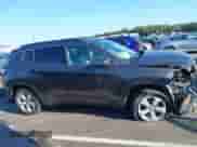 2019 Jeep Compass Latitude с VIN 3C4NJDBBXKT801095, выставлен на аукционе IAAI как лот 43342950 с пробегом 96 855 миль миль и . История ставок и продаж доступна на DreamBid. Изображение 13.