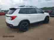 2021 Honda Passport Elite с VIN 5FNYF8H07MB011928, выставлен на аукционе Copart как лот 63740165 с пробегом 66 340 миль миль и Списание • Salvage title. История ставок и продаж доступна на DreamBid. Изображение 3.
