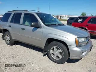 2006 Chevrolet TrailBlazer LT с VIN 1GNDT13S562211761, выставлен на аукционе IAAI как лот 43102953 с пробегом 124 547 миль миль и . История ставок и продаж доступна на DreamBid. Изображение 1.