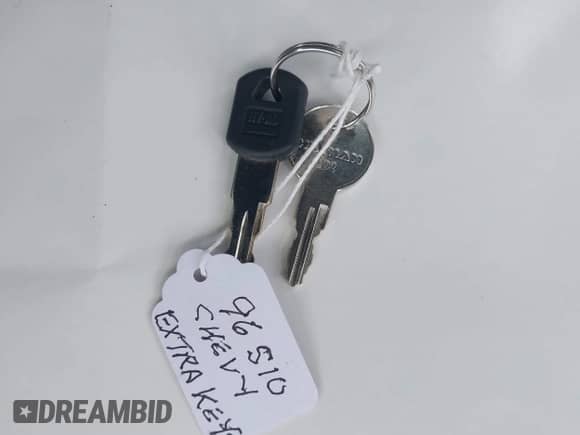 1996 Chevrolet S-10 LS с VIN 1GCDT19X0T8169679, выставлен на аукционе IAAI как лот 42456199 с пробегом 107 361 миль миль и . История ставок и продаж доступна на DreamBid. Изображение 11.