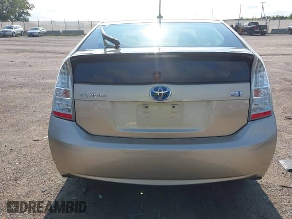 2011 Toyota Prius I с VIN JTDKN3DU6B1442075, выставлен на аукционе IAAI как лот 42860208 с пробегом 111 943 миль миль и . История ставок и продаж доступна на DreamBid. Изображение 16.
