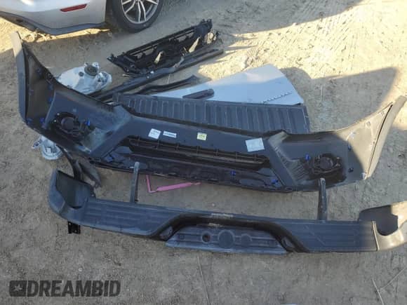 2015 Toyota Tacoma PreRunner with VIN 5TFTX4GNXFX041978, listed as a Copart auction lot 43531135 with 149,970 mi miles and Salvage title. Bid and sale history available at DreamBid. Image 12.