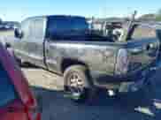 2002 GMC Sierra 1500 SLE с VIN 2GTEC19T321252686, выставлен на аукционе IAAI как лот 41355583 с пробегом 245 122 миль миль и . История ставок и продаж доступна на DreamBid. Изображение 3.
