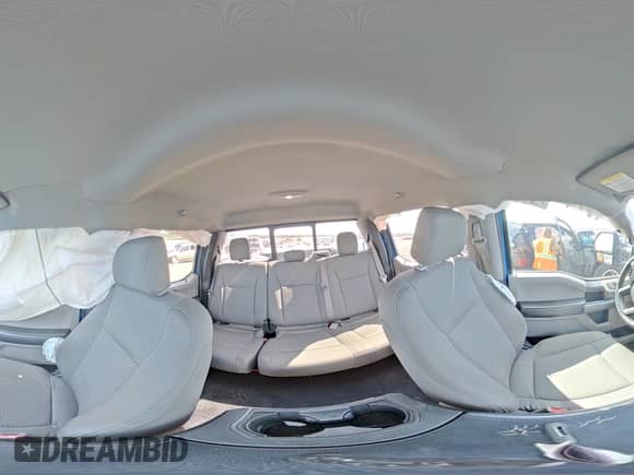 2016 Ford F-150 XLT z VIN 1FTEW1E87GKE22306, wystawiony jako Copart lot #84208945 z przebiegiem 146 077 mil mil oraz Szkoda całkowita • Salvage title. Historia ofert i sprzedaży dostępna na DreamBid. Obrazek 14.