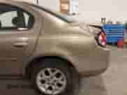 2000 Dodge Neon Highline z VIN 1B3ES46C9YD773497, wystawiony jako IAAI lot #41890890 z przebiegiem 106 889 mil mil oraz . Historia ofert i sprzedaży dostępna na DreamBid. Obrazek 6.