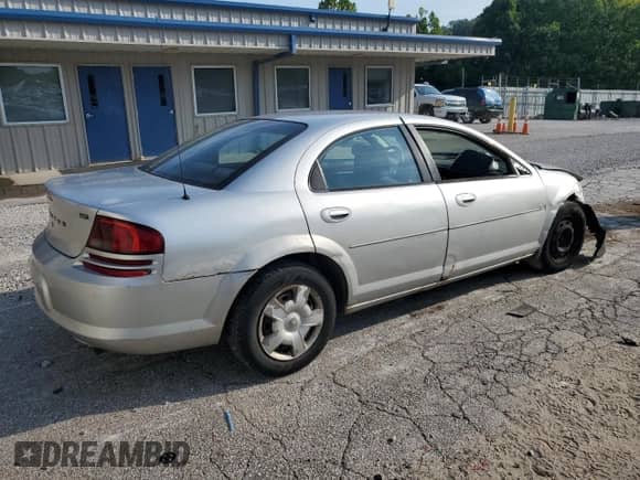2006 Dodge Stratus SXT with VIN 1B3AL46T16N268993, listed as a Copart auction lot 66486385 with 151,564 mi miles and Salvage title. Bid and sale history available at DreamBid. Image 3.