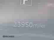 2024 Nissan Kicks SV z VIN 3N1CP5CV7RL517540, wystawiony jako IAAI lot #42643675 z przebiegiem 23 950 mil mil oraz . Historia ofert i sprzedaży dostępna na DreamBid. Obrazek 7.