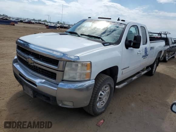 2008 Chevrolet Silverado 3500 с VIN 1GCHK39688E177870, выставлен на аукционе Copart как лот 68425964 с пробегом 153 913 миль миль и Списание • Salvage title. История ставок и продаж доступна на DreamBid. Изображение 1.