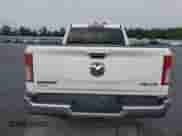 2020 Ram 1500 Big Horn z VIN 1C6RRFBG6LN293489, wystawiony jako Copart lot #69520065 z przebiegiem 108 398 mil mil oraz Szkoda całkowita • Salvage title. Historia ofert i sprzedaży dostępna na DreamBid. Obrazek 6.