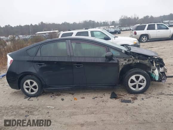 2015 Toyota Prius Four with VIN JTDKN3DU1F1996520, listed as a IAAI auction lot 41564249 with 194,433 mi miles and . Bid and sale history available at DreamBid. Image 14.