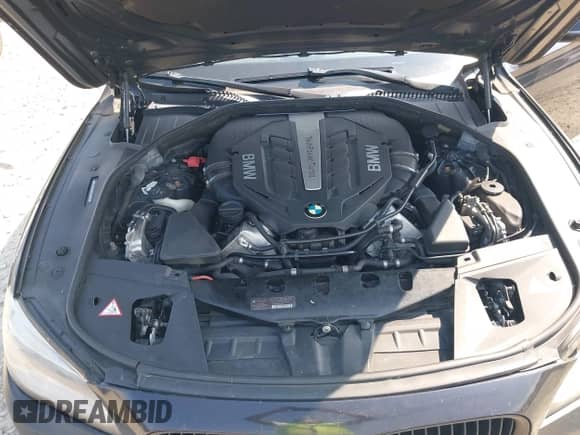 2013 BMW 7 Series 750i xDrive with VIN WBAYB6C52DD224034, listed as a IAAI auction lot 42908453 with 161,995 mi miles and . Bid and sale history available at DreamBid. Image 10.