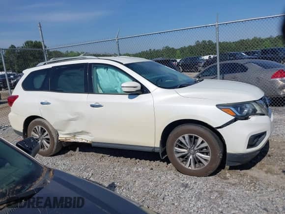 2017 Nissan Pathfinder Platinum с VIN 5N1DR2MN9HC601874, выставлен на аукционе IAAI как лот 42275736 с пробегом 169 467 миль миль и . История ставок и продаж доступна на DreamBid. Изображение 13.