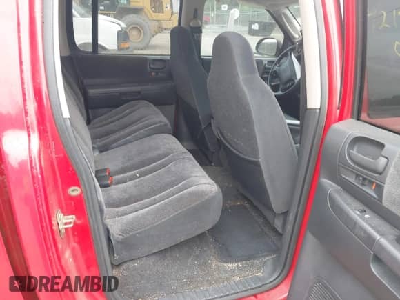 2002 Dodge Dakota Sport with VIN 1B7HG38N62S670613, listed as a IAAI auction lot 42133366 with 156,977 mi miles and . Bid and sale history available at DreamBid. Image 8.