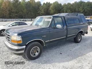 1993 Ford F-150 z VIN 1FTEF15N8PNA65612, wystawiony jako Copart lot #78500444 z przebiegiem 220 568 mil mil oraz Czysty tytuł • Clean title. Historia ofert i sprzedaży dostępna na DreamBid. Obrazek 1.