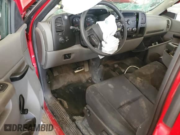 2011 GMC Sierra 1500 Work Truck z VIN 1GTN2TE0XBZ430126, wystawiony jako Copart lot #61457275 z przebiegiem Nie podano mil oraz Szkoda całkowita • Salvage title. Historia ofert i sprzedaży dostępna na DreamBid. Obrazek 8.