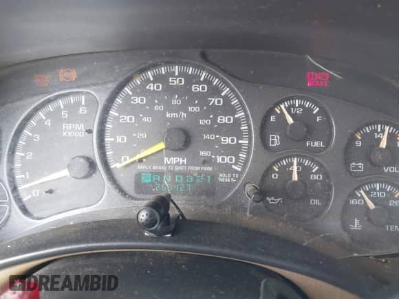 2000 Chevrolet Silverado 1500 with VIN 2GCEC19V5Y1260850, listed as a IAAI auction lot 42733389 with 263,427 mi miles and . Bid and sale history available at DreamBid. Image 15.