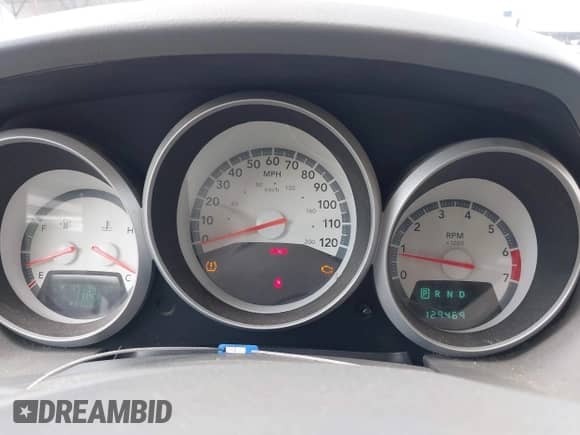 2009 Dodge Grand Caravan SXT z VIN 2D8HN54X39R625909, wystawiony jako IAAI lot #42849901 z przebiegiem 129 469 mil mil oraz . Historia ofert i sprzedaży dostępna na DreamBid. Obrazek 7.