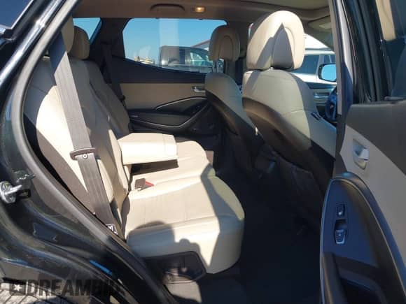 2017 Hyundai Santa Fe Ultimate с VIN 5XYZW4LA9HG493684, выставлен на аукционе IAAI как лот 43042305 с пробегом 116 767 миль миль и . История ставок и продаж доступна на DreamBid. Изображение 8.