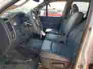 2018 Ram 1500 Tradesman z VIN 1C6RR6FG3JS336310, wystawiony jako Copart lot #82068495 z przebiegiem 107 369 mil mil oraz Szkoda całkowita • Salvage title. Historia ofert i sprzedaży dostępna na DreamBid. Obrazek 7.