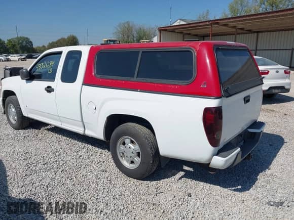 2006 Chevrolet Colorado Work Truck z VIN 1GCCS198668272911, wystawiony jako IAAI lot #43321284 z przebiegiem 165 178 mil mil oraz . Historia ofert i sprzedaży dostępna na DreamBid. Obrazek 3.