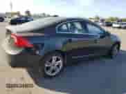 2015 Volvo S60 T5 Platinum с VIN YV1612TM9F2356357, выставлен на аукционе Copart как лот 74677214 с пробегом 110 395 миль миль и Чистый • Clean title. История ставок и продаж доступна на DreamBid. Изображение 3.