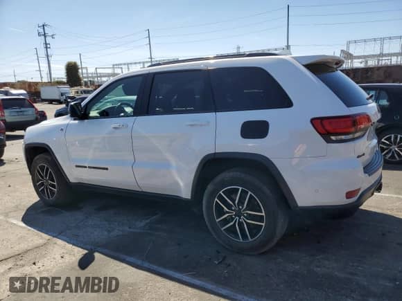 2021 Jeep Grand Cherokee Trailhawk z VIN 1C4RJFLG5MC565316, wystawiony jako Copart lot #49899935 z przebiegiem 69 261 mil mil oraz Szkoda całkowita • Salvage title. Historia ofert i sprzedaży dostępna na DreamBid. Obrazek 2.