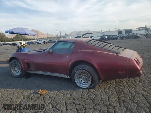 1976 Chevrolet Corvette с VIN 1Z37L6S404675, выставлен на аукционе Copart как лот 74493014 с пробегом 42 499 миль миль и Списание • Salvage title. История ставок и продаж доступна на DreamBid. Изображение 2.