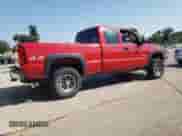 2004 Chevrolet Silverado 2500HD LS z VIN 1GCHK29U84E323980, wystawiony jako Copart lot #67465825 z przebiegiem Nie podano mil oraz Nie do naprawy • Non repairable. Historia ofert i sprzedaży dostępna na DreamBid. Obrazek 3.