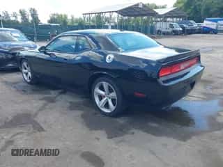 2010 Dodge Challenger SRT-8 z VIN 2B3CJ7DW1AH208758, wystawiony jako IAAI lot #43107005 z przebiegiem 83 052 mil mil oraz . Historia ofert i sprzedaży dostępna na DreamBid. Obrazek 3.