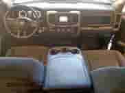 2021 Ram 1500 Tradesman z VIN 1C6RR6FG0MS524948, wystawiony jako Copart lot #84026165 z przebiegiem 82 488 mil mil oraz Szkoda całkowita • Salvage title. Historia ofert i sprzedaży dostępna na DreamBid. Obrazek 8.