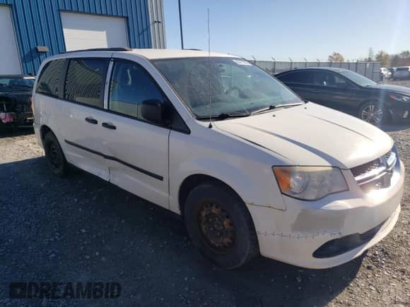 2013 Dodge Grand Caravan SE with VIN 2C4RDGBG1DR668450, listed as a Copart auction lot 84417195 with 189,536 mi miles and Salvage title. Bid and sale history available at DreamBid. Image 4.